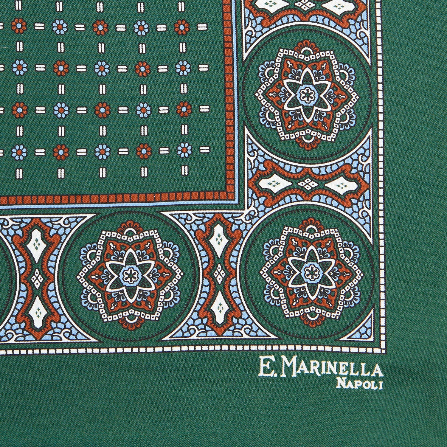DARK GREEN HAND-PRINTED SILK POCKET SQUARE - Image 3
