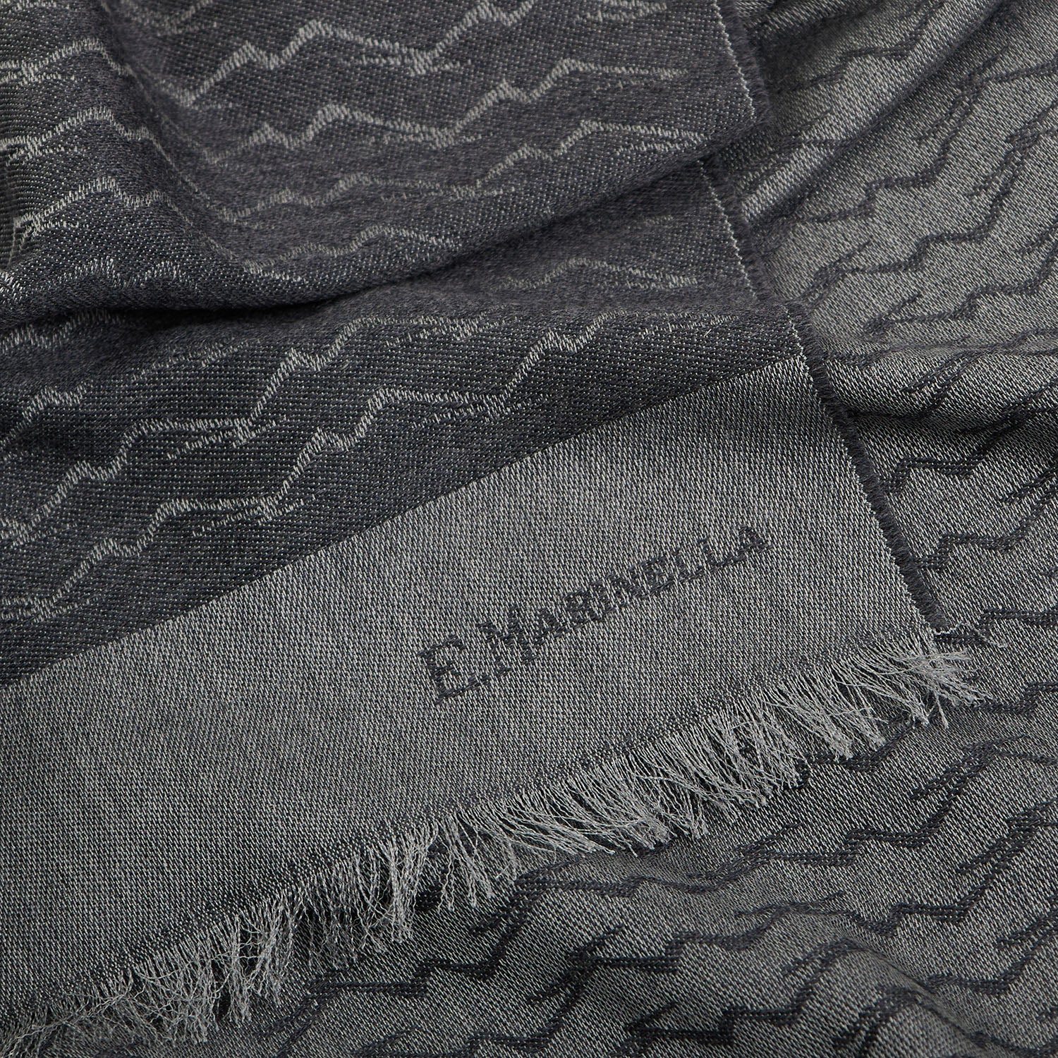 DARK GREY VESUVIUS SCARF - Image 5